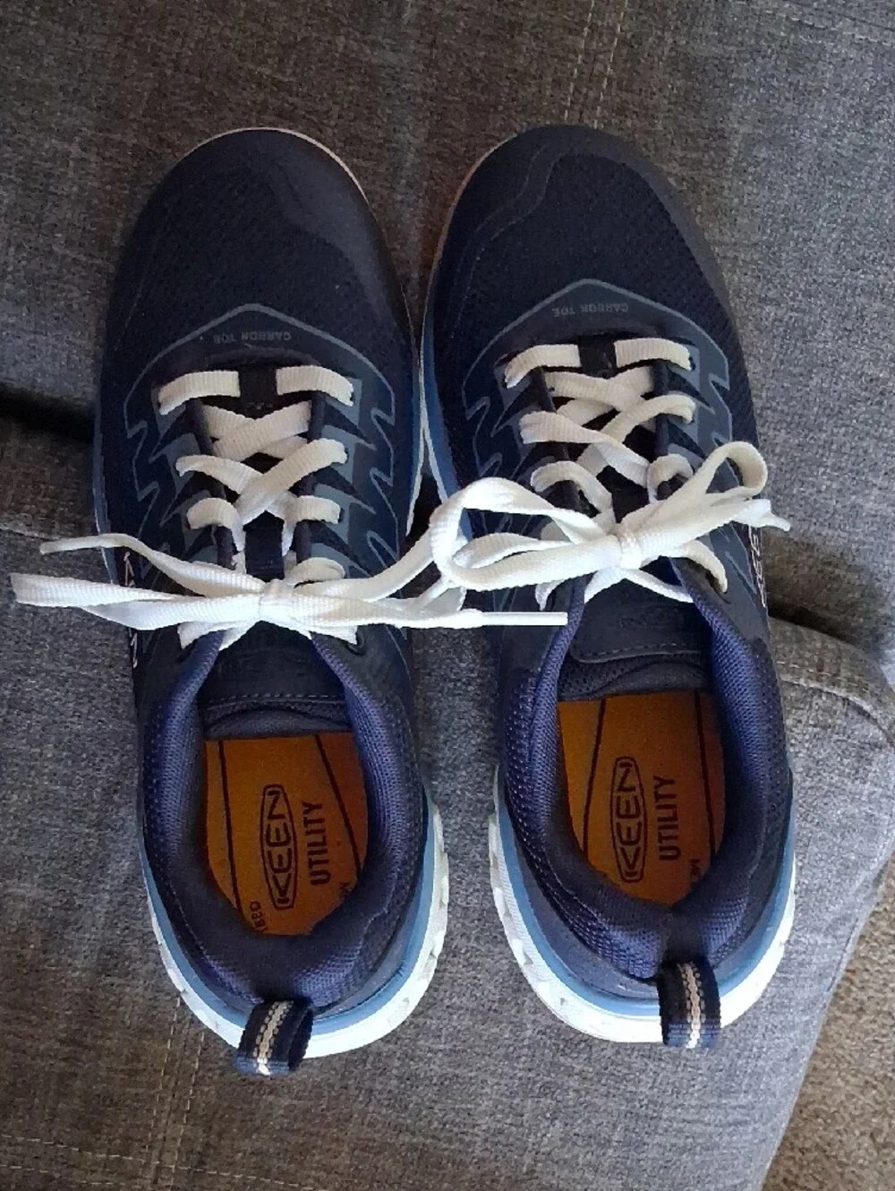 EUC Size 7M Keen Blue Utility Shoes